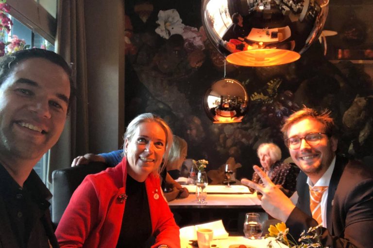 C7F0A2C2-F275-4AB6-9C2D-BC6EF538FFFF