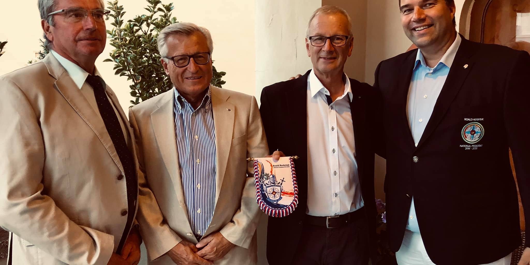 46ECEA67-75E0-44EF-AACE-B47153B662B3