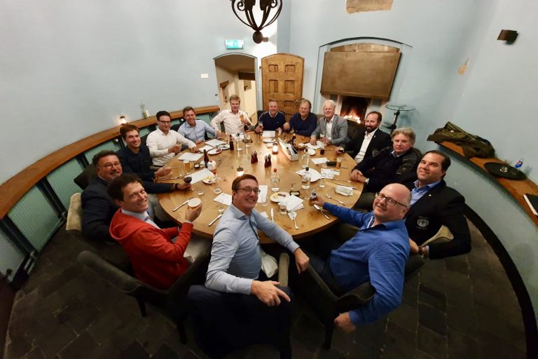 1E4622F8-C7A7-4C67-9476-58F3B3BB6C10