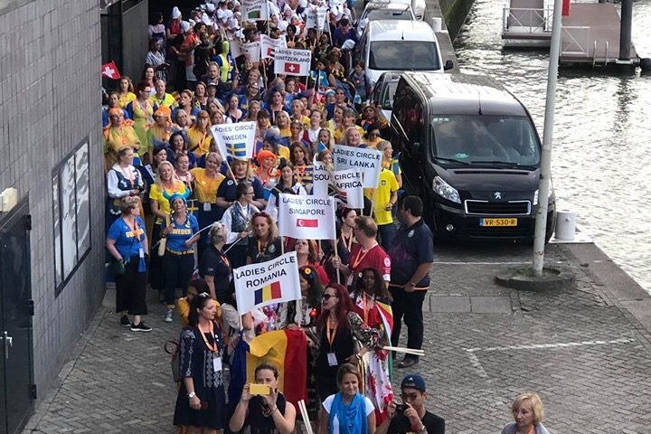 EBC939A3-B5D1-48BE-8650-EEAB283230F0