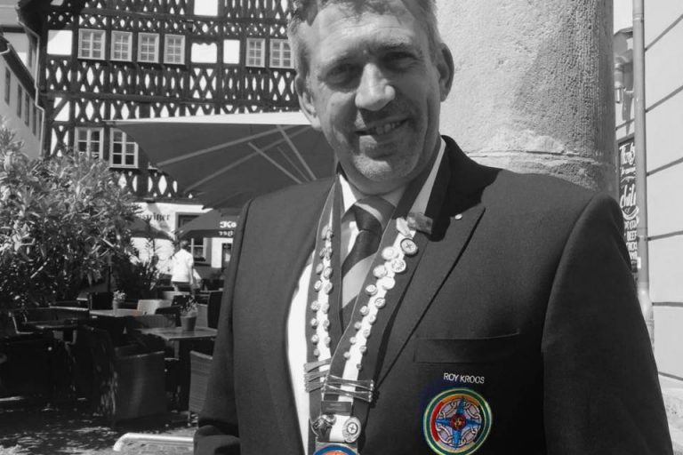 351A5C95-A2A7-4C12-89E5-8E1C17EA9D12