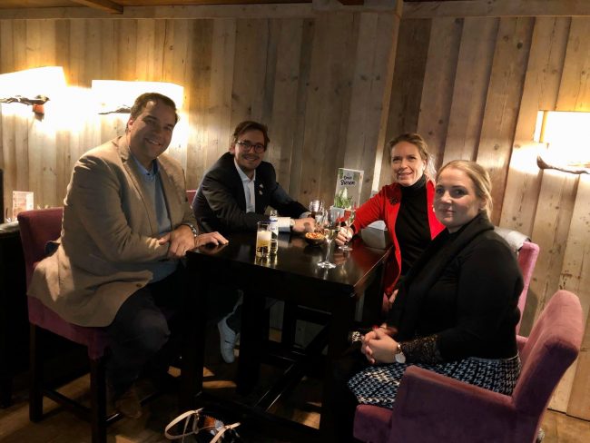 F2A84D36-F025-4802-9446-C59D83D30E31