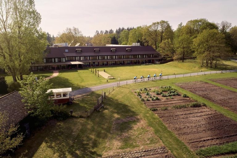 330AA98B-2724-4207-B11D-D535071D1976