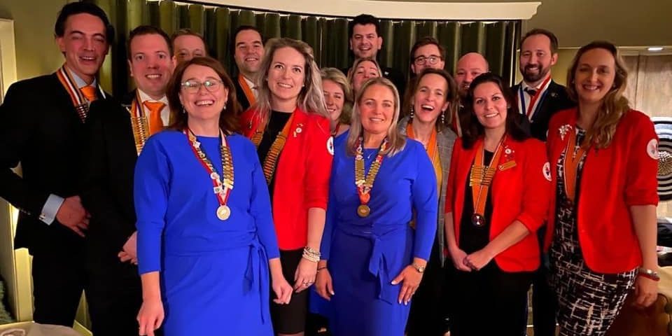 EEF6303B-CB88-4D71-AF50-90B879AA3399