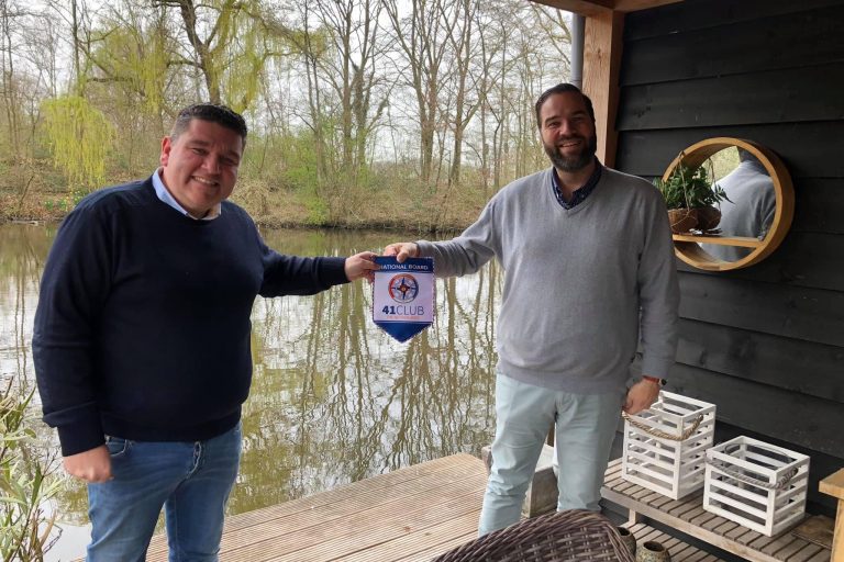 A099AA6F-359C-4E6D-A134-981F1CC240DF