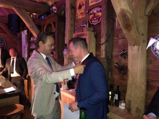 05A4CCD5-AD4F-425E-A70F-8806D0717D5E