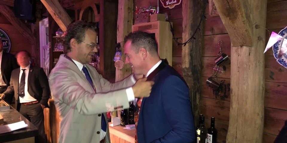 05A4CCD5-AD4F-425E-A70F-8806D0717D5E