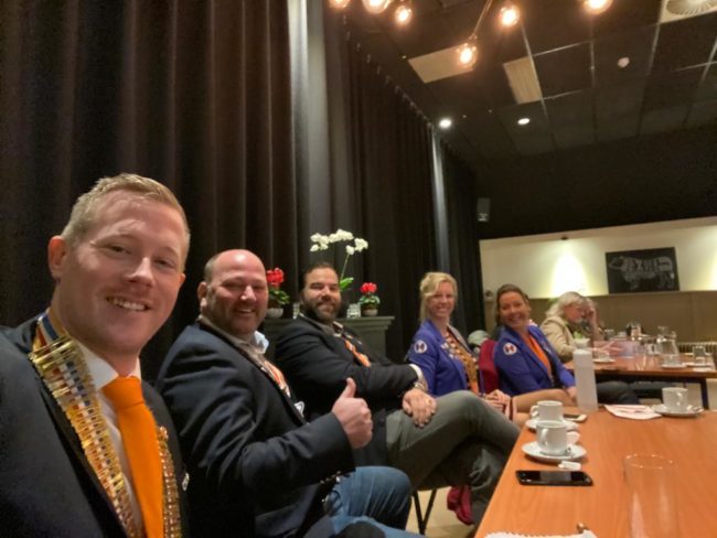 3F49727C-6BAF-40E6-854F-A8CF121BAA38