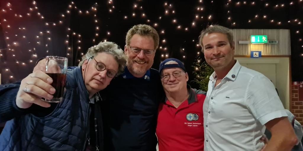 C1BED453-3C70-4E60-B922-3D436E8CC3BB